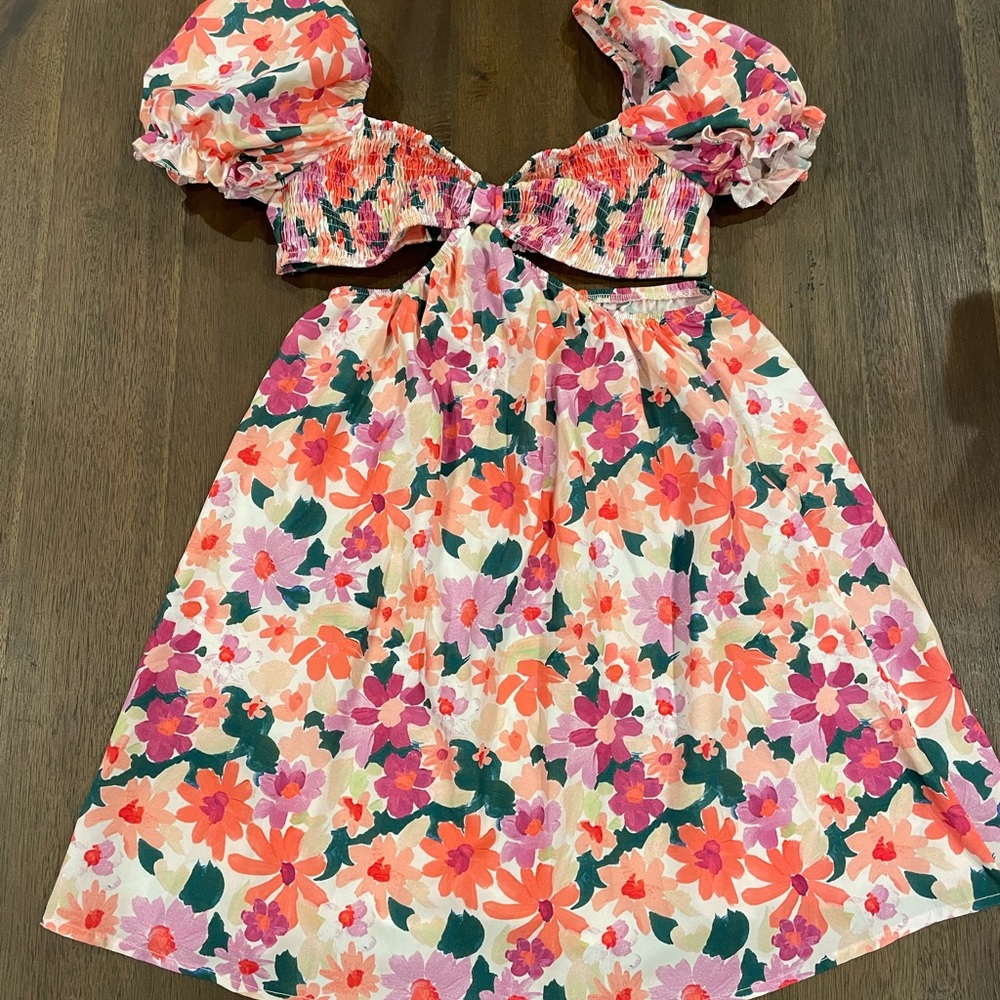 SHEIN Floral Dress with Puff Sleeves XS